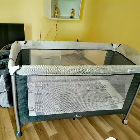 Lovely Amadeus Lux Apartman Napospart