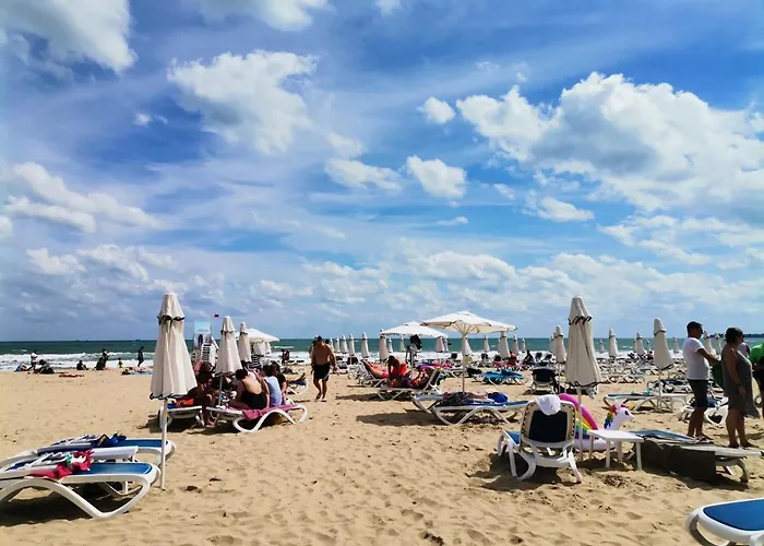 Διαμέρισμα Lovely Amadeus Lux